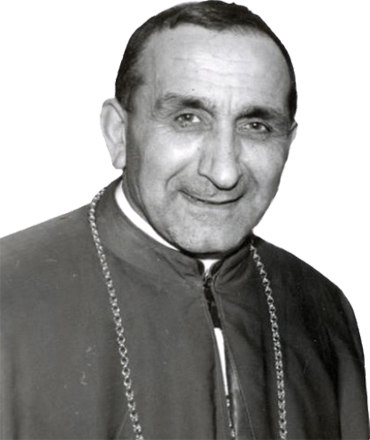 angenaldi's tweet photo. Nella #giornatadelricordo dei massacri delle #foibe e dell'esodo giuliano-dalmata un pensiero a mons. Pietro Raimondi, vescovo di #Crotone dal 1946 al '71, oggi Servo di Dio, che accolse profughi istriani nell'episcopio, fino a lasciargli camera sua.
#VescovoRaimondi @CauseSanti https://t.co/4hzaM0d9aO