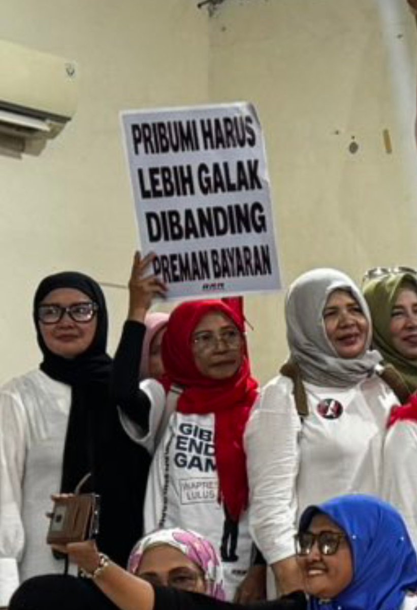 FREE MAKSI tweet media