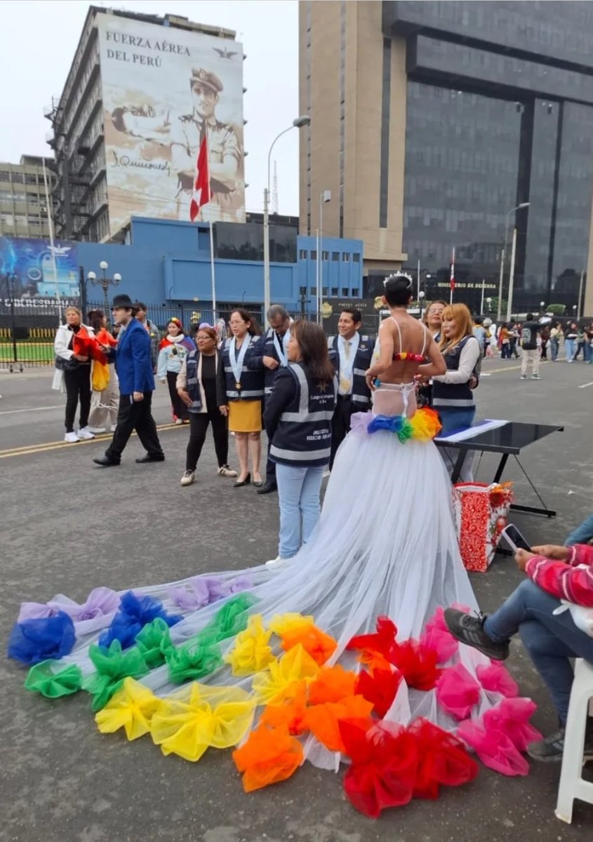 LuisZocon's tweet photo. A menudo escuchamos que el orgullo es una "fiesta", pero en realidad es un acto de memoria y resistencia. Ser parte de la comunidad LGBTQ+ no es solo una cuestión de a quién amamos o cómo nos identificamos; es el derecho fundamental a existir sin miedo. #LGBTQ #gay  #pride2026 https://t.co/G6ENNVM2p2