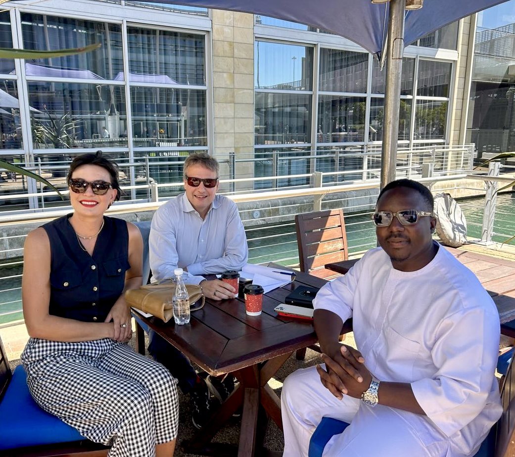 Bako Maxwell tweet media