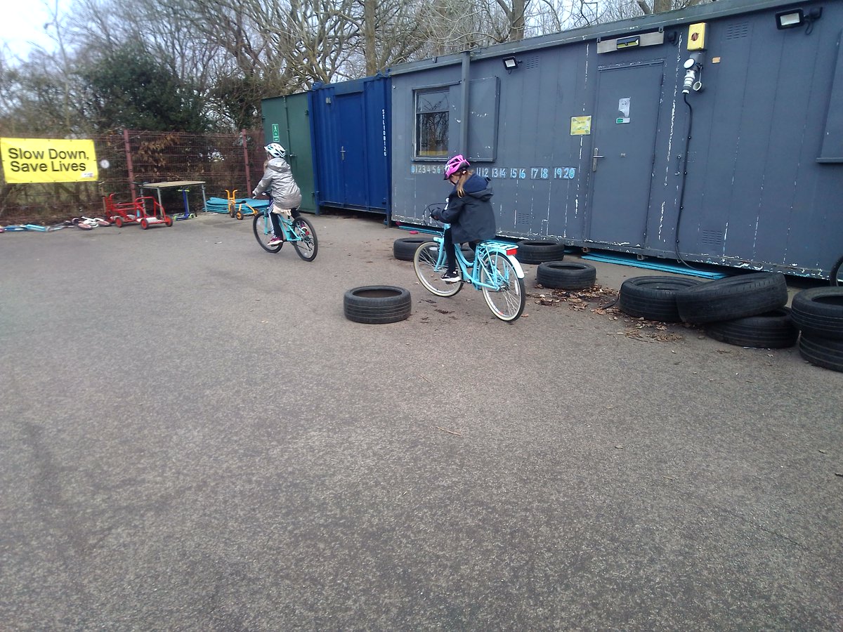 MaharishiSchool's tweet image. Look at those wheels go! 📷

Our Year 5 pupils had a fantastic time last week taking part in their Bikeability training! From checking their helmets to mastering those tricky U-turns, they showed great focus and determination. 📷📷

#bikeability
#year5
#CycleSafety