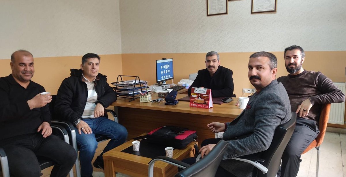 📍İl Temsilcimiz Bekir Polat, bugün Piri Reis İlkokulu’ndaydı! 🏫

Değerli üyemiz Halil Kına ve okul yönetimini ziyaret ederek eğitim gündemine dair verimli bir sohbet gerçekleştirdik. Bizleri güler yüzle ağırlayan eğitim camiamızın kıymetli neferlerine teşekkür ediyoruz. 🤝