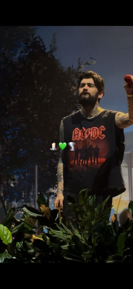 hazyonlucozayn's tweet photo. 🕯️We were lucky once
I could be lucky again 🕯️ https://t.co/jYMhXq98Nx
