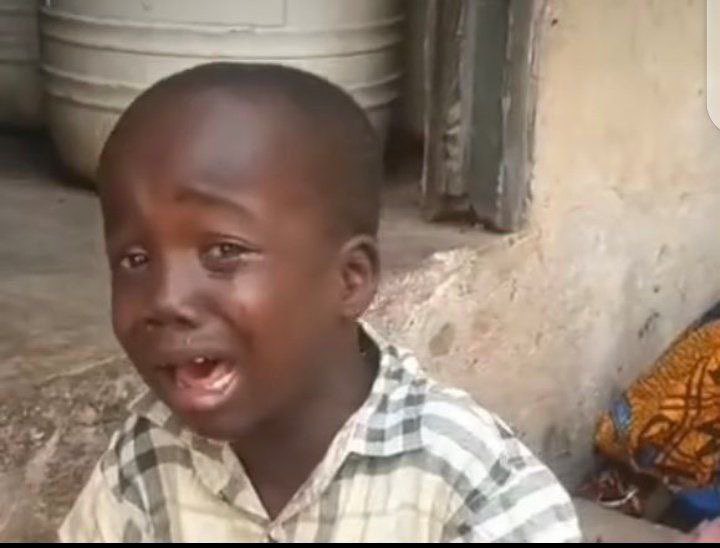 Web3_lynks's tweet image. Newbie receive first pay tell Dev say project dey stress am.

Make we tell am 😂😂