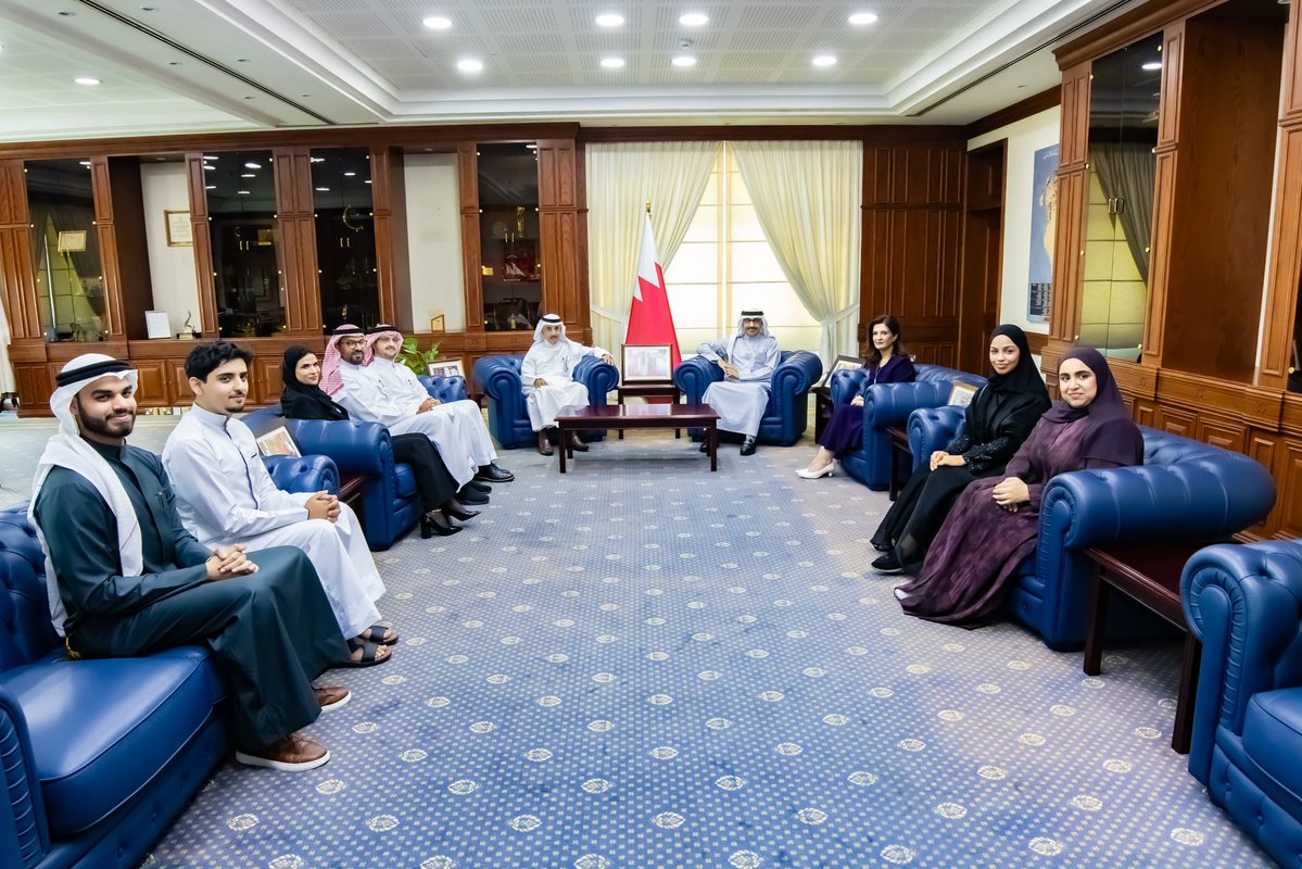 MoeBahrain tweet media