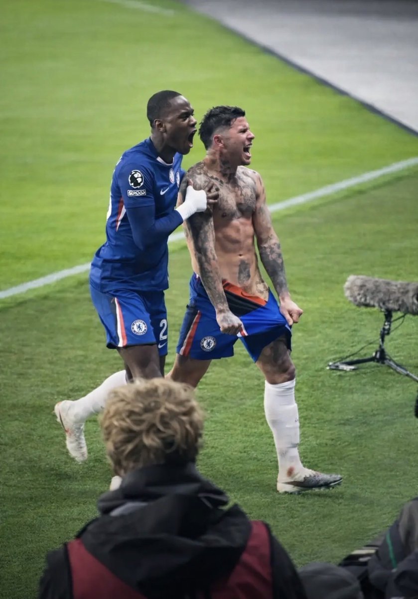 con razón le dicen sexo fernández🫦