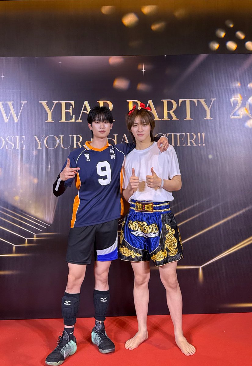 lazyskyy's tweet image. ใครจะเถียงว่าไม่เหมือน555556655445433 โทบิโอะกับม่อนชิ คอลมวยไทยด้วยนะ55565465554

♡ *◞ #thomaskong #โทมัสก้อง ⋆⁺₊ ꔛ