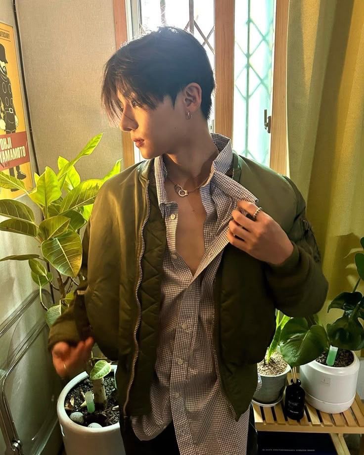 waffsfor_sw's tweet photo. Day six of manifesting Sangwon pc for my album 🕯️📷 #manifesting #Ineeditsobad #pleaseee https://t.co/6wHKhnxEXU