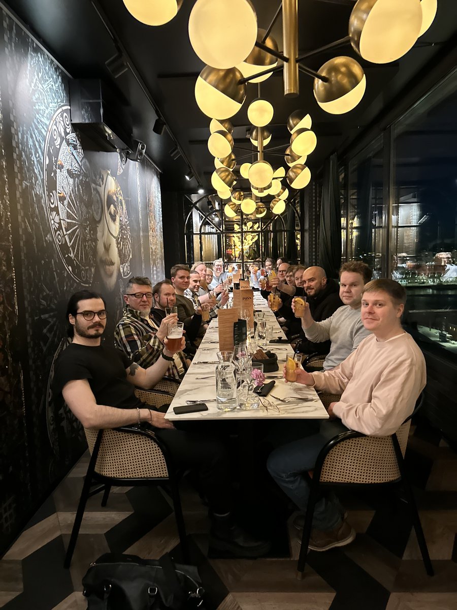 VividWorks tweet media