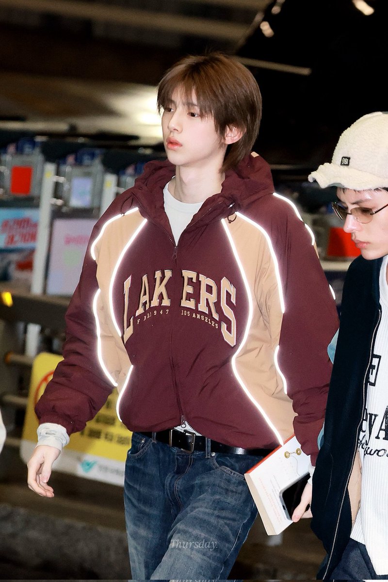 seonghoolic's tweet image. bersinar kau bagai cahaya~~~~