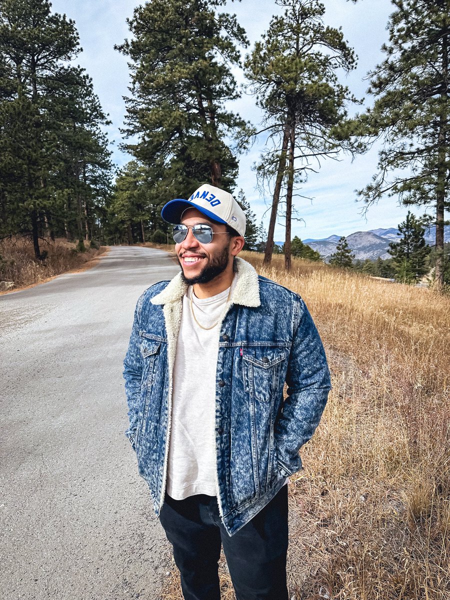 Seasonal depression doesn’t exist in Denver. We get 300+ days of sun ☀️