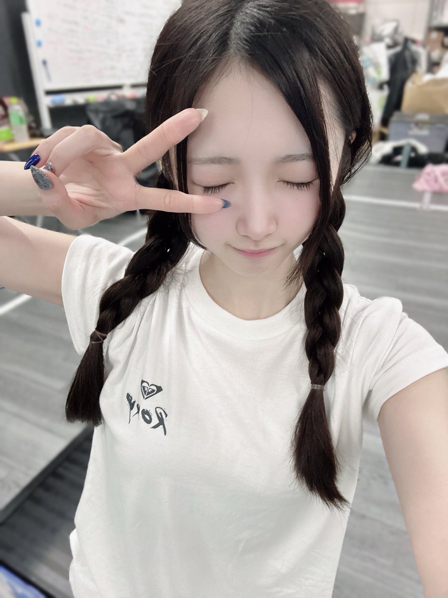 ただいまー！今日もがんばりました〜✌🏻 まじすぺよんしゅーねんの