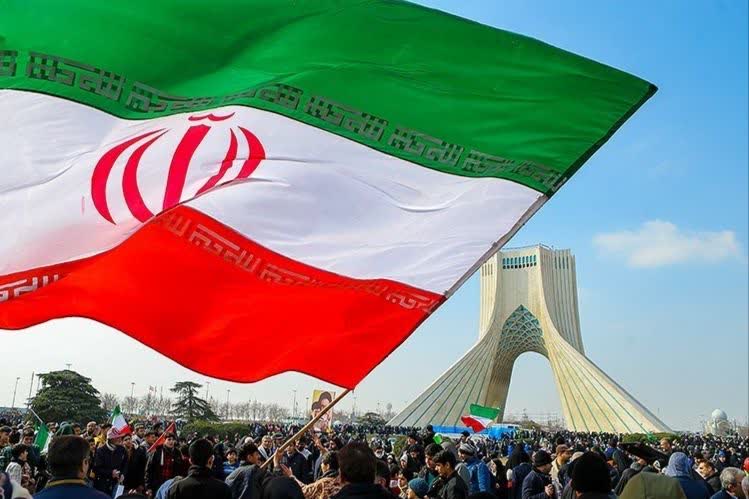 راهپیمایی ۲۲بهمن،آغازگر نهضتی عظیم برای ملت ایران‌ست.
نمایشی میدانی از انسجامی واقعی ودر زمانی حساس که موجب یاس مجدد دشمنان این سرزمین و افزایش اقتدارِ‌نظام مقدس جمهوری اسلامی خواهد شد.
#ایستاده_برای_ایران 
#روز_یأس_دشمن 
‌