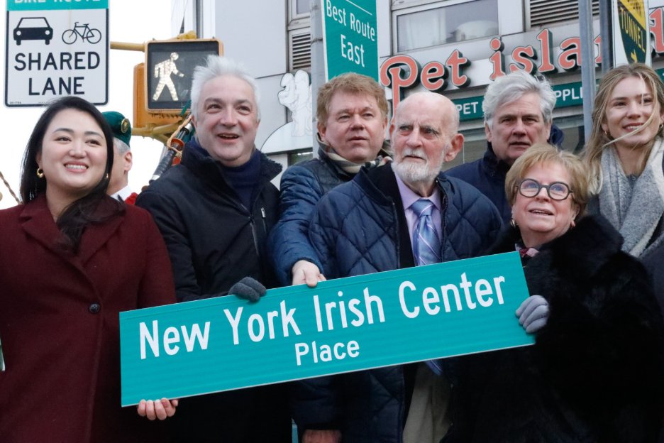 New York Irish Center in Long Island City makes history with street co-naming near its Jackson Avenue home qns.com/2026/02/new-yo…