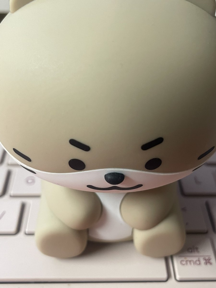 giveaway ✧

Happy Dino Day 🦦 

♡ rt
♡ answer the form

🔗 tinyurl.com/fromeya73

⊹ 2 winners of 211 ea
⊹ ends in Feb. 13
⊹ must be patient!

good luck 🍀