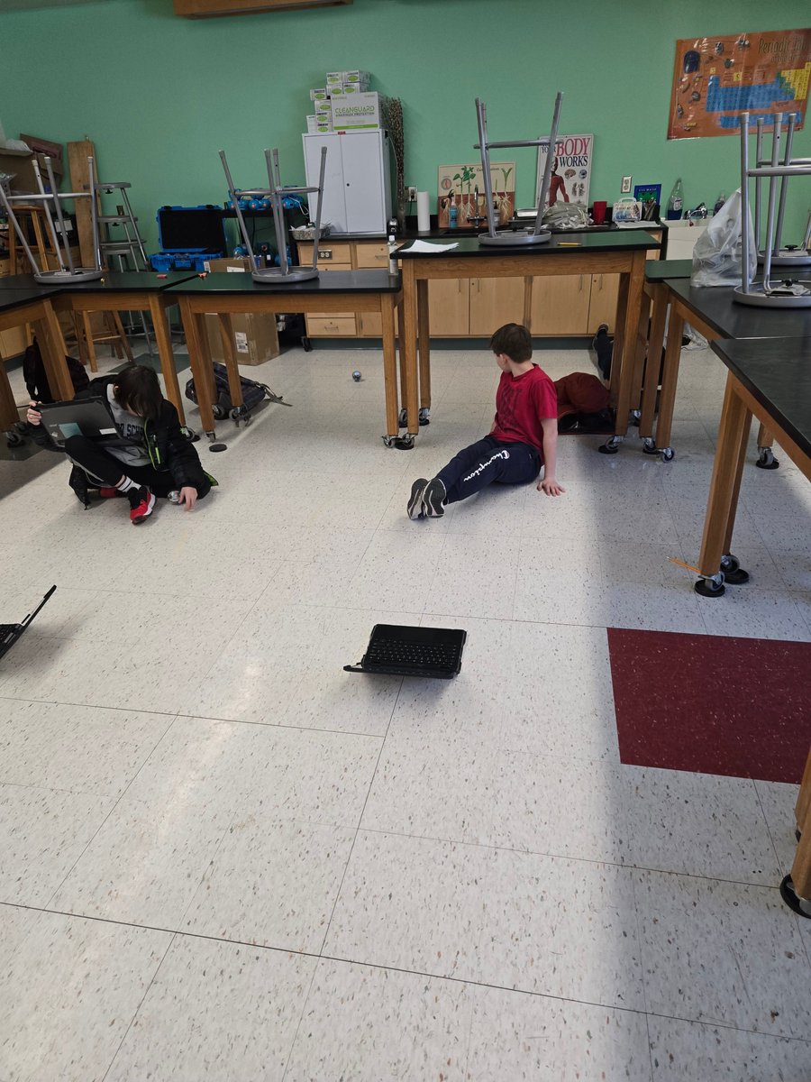 Grade K/1 STEM Creating Rapunzel’s Rescue Tower. (1/2)