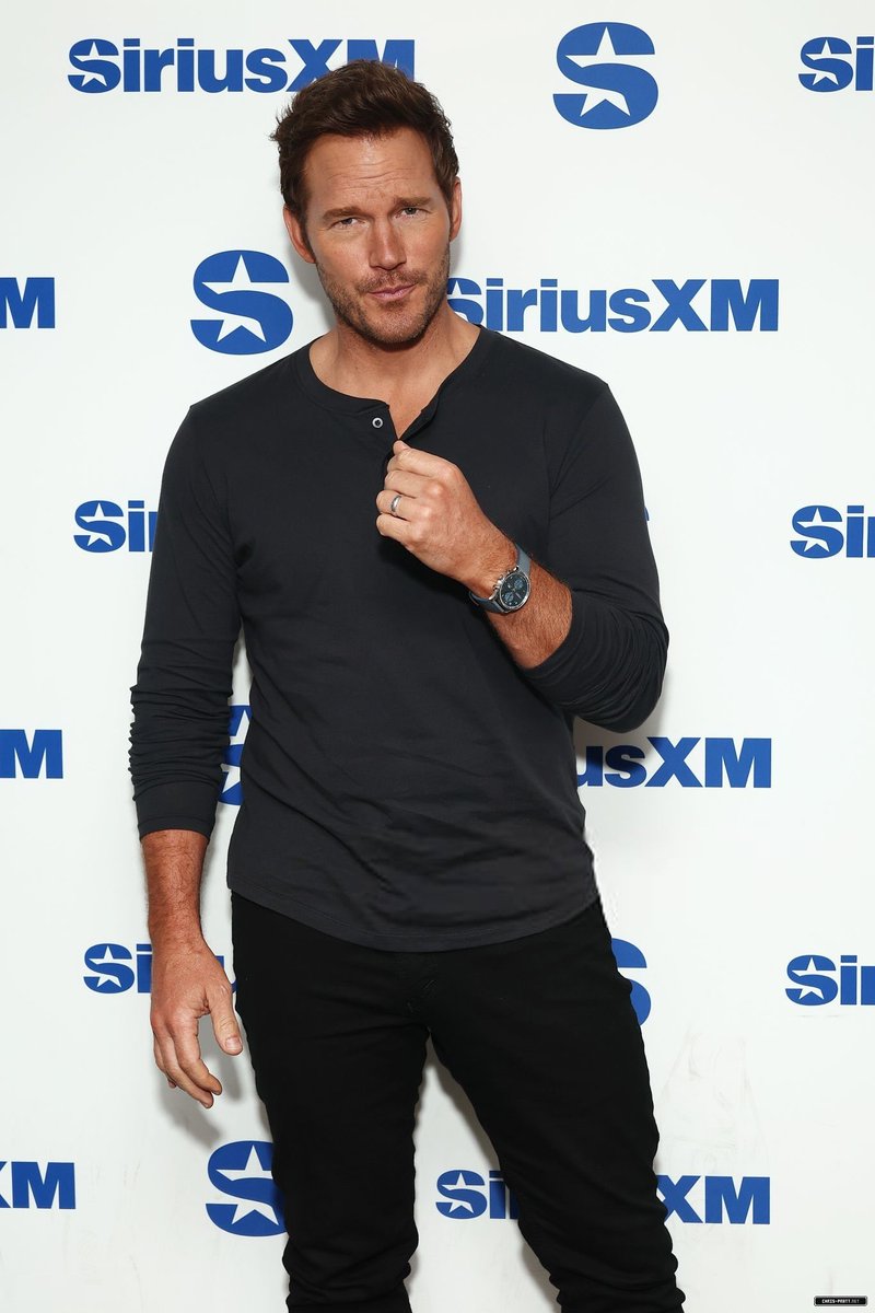 His facial hair is 🔥🔥