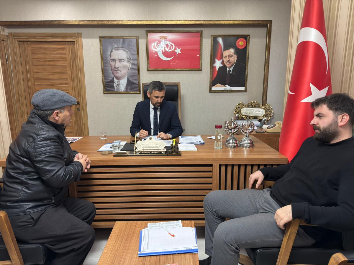 📍AK Parti Akçaabat İlçe Başkanlığı

Halk günü🙃
Hemşehrilerimizle buluşmaya devam ediyoruz.