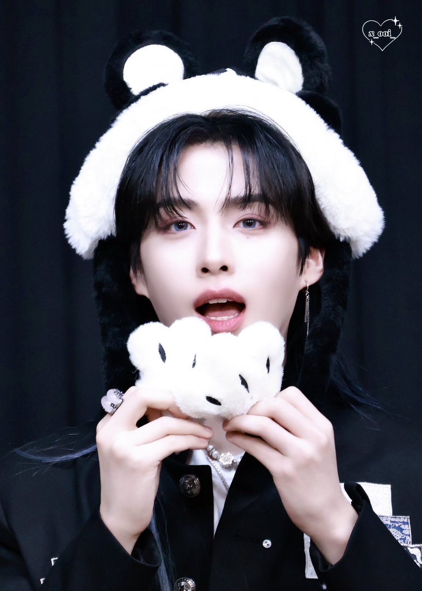 260201

#원어스 #ONEUS #시온 #XION #손동주