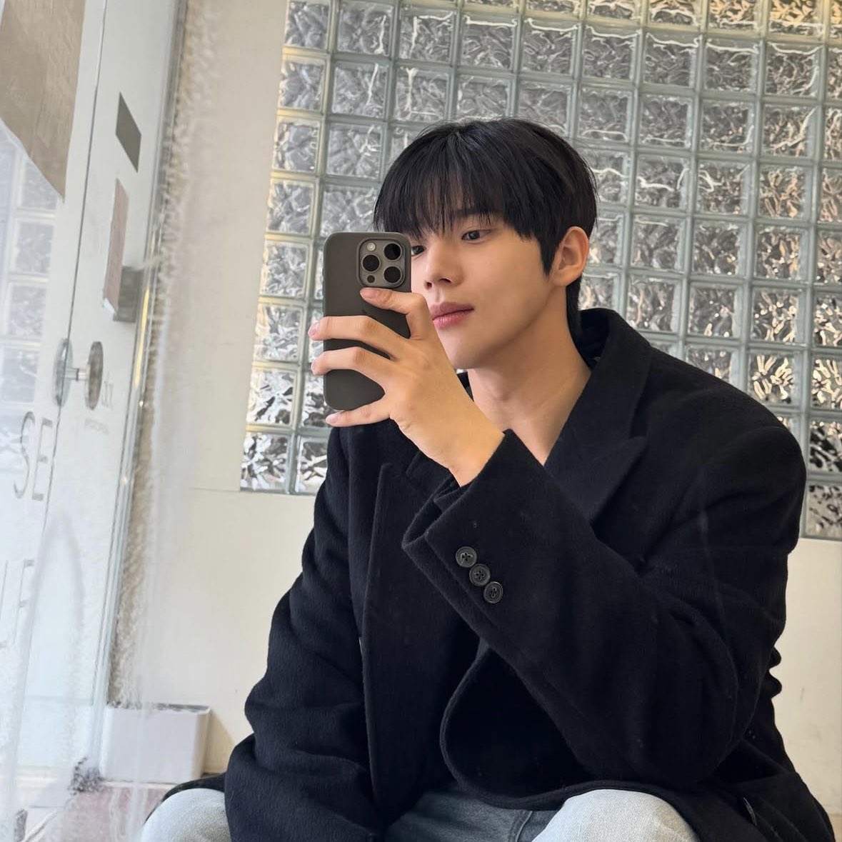 fvheteros's tweet photo. 성남청하의 고딩부터대딩까지를 보고싶음 https://t.co/EWLwbppL8P