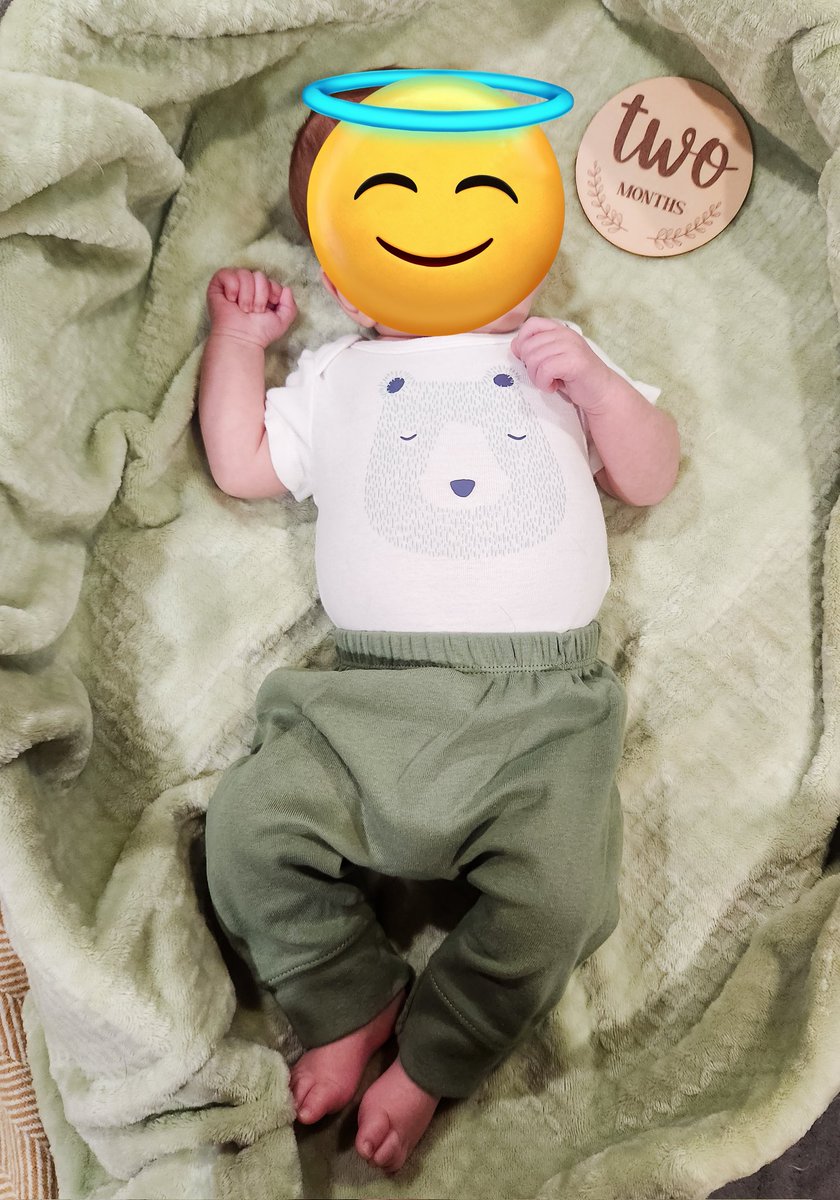 My little 5 lb 10 oz newborn is now 10 lbs and 2 months old - I'm gonna cry he's growing so fast omg