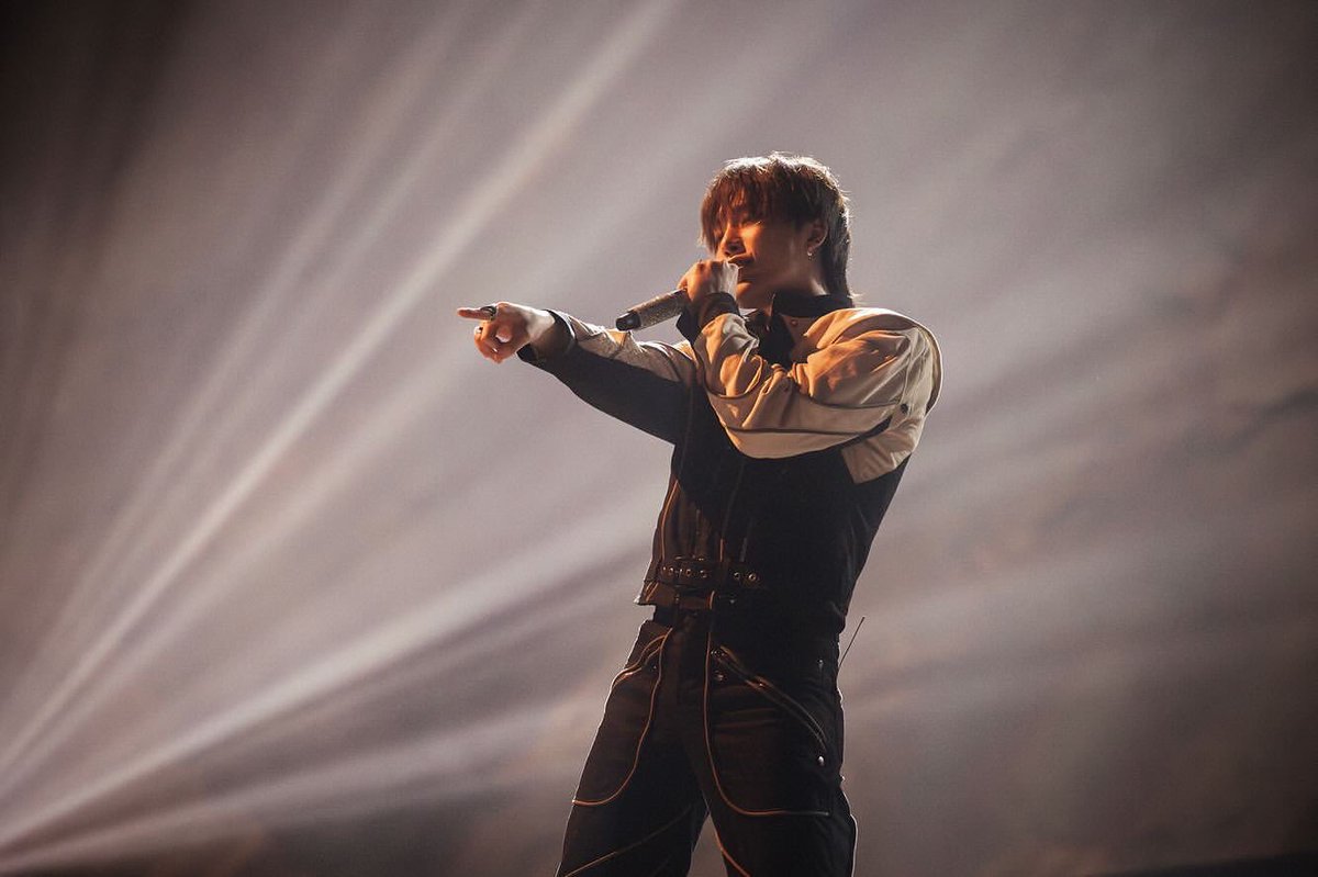 Dino turns 27 today! DROP TAGS! ✨
I LOVE YOU SO MUCH, LEE CHAN! 

CHEWY COOKIE TRIGGERS DINO DAY
#Bang_터져버리는_디노의_생일폭죽
#BrightStar_DINOday <a href="/pledis_17/">세븐틴(SEVENTEEN)</a>