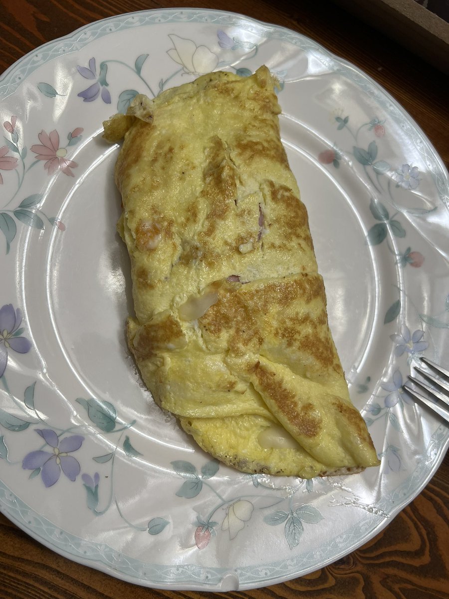 Made myself a black forest ham and cheese omelette today