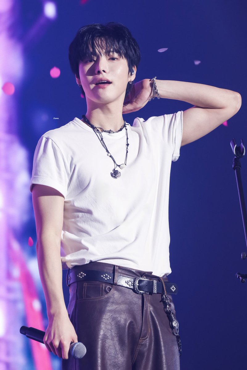 oneif_00's tweet image. 260208 오뉴블5 막콘
너를 마주하고 있는 이 순간이 난 믿겨지지 않아
#원위 #ONEWE #용훈 #YONGHOON