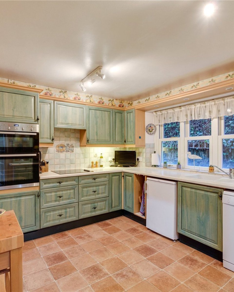 Jackson-Stops Sherborne tweet media