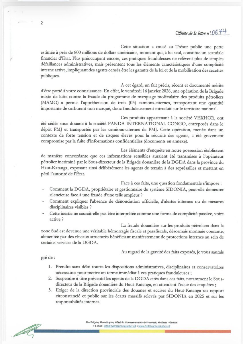 bakadifuilaChri's tweet image. Urgent 🚨 

RDC #DÉTOURNEMENT EN RÉSEAU
$800 Millions frappés.
Le sous directeur de la brigade douanière à Lubumbashi se fait passer partout pour frère intouchable du Ministre des Finances #Doudou #Mfwamba @LikundeR .
Plusieurs dénonciations ont été faites en son égards mais il