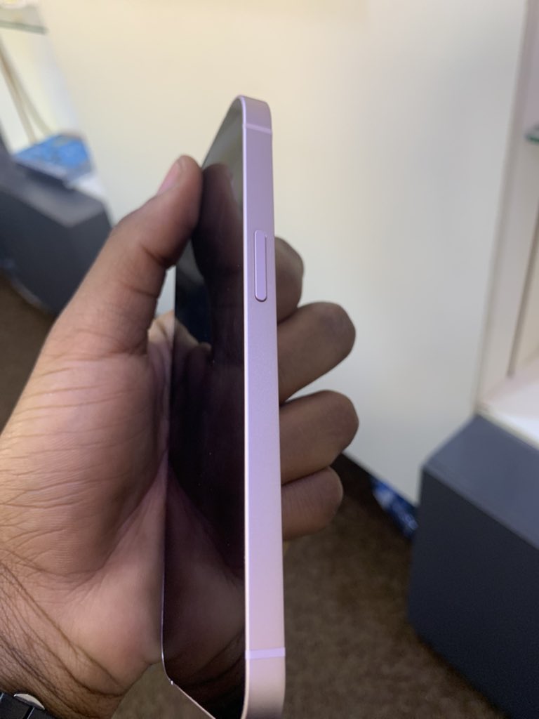 DollarAtiku's tweet photo. 🍎 Apple iPhone – Clean &amp; Reliable
Premium iPhone built with 100% Genuine Apple Parts.

✅ SIM Unlock – All networks
✅ Battery Health 100%
✅ Fully Tested &amp; Clean
✅ IMEI/ESN White Listed
✅ Sharp Camera &amp; Clear Display
📩 DM to order
🚚 Nationwide delivery available
Price ;370k https://t.co/B1ZFpjntcZ