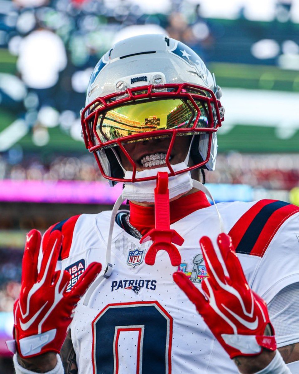 Una de las principales prioridades para los Patriots en esta offseason es extender el contrato de Christian Gonzalez ✍🏻

Gonzalez se ha consolidado como uno de los mejores CB's en la liga y New England no puede darse el lujo de perderlo.