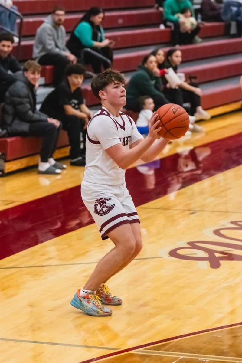 Discoverer Basketball tweet media