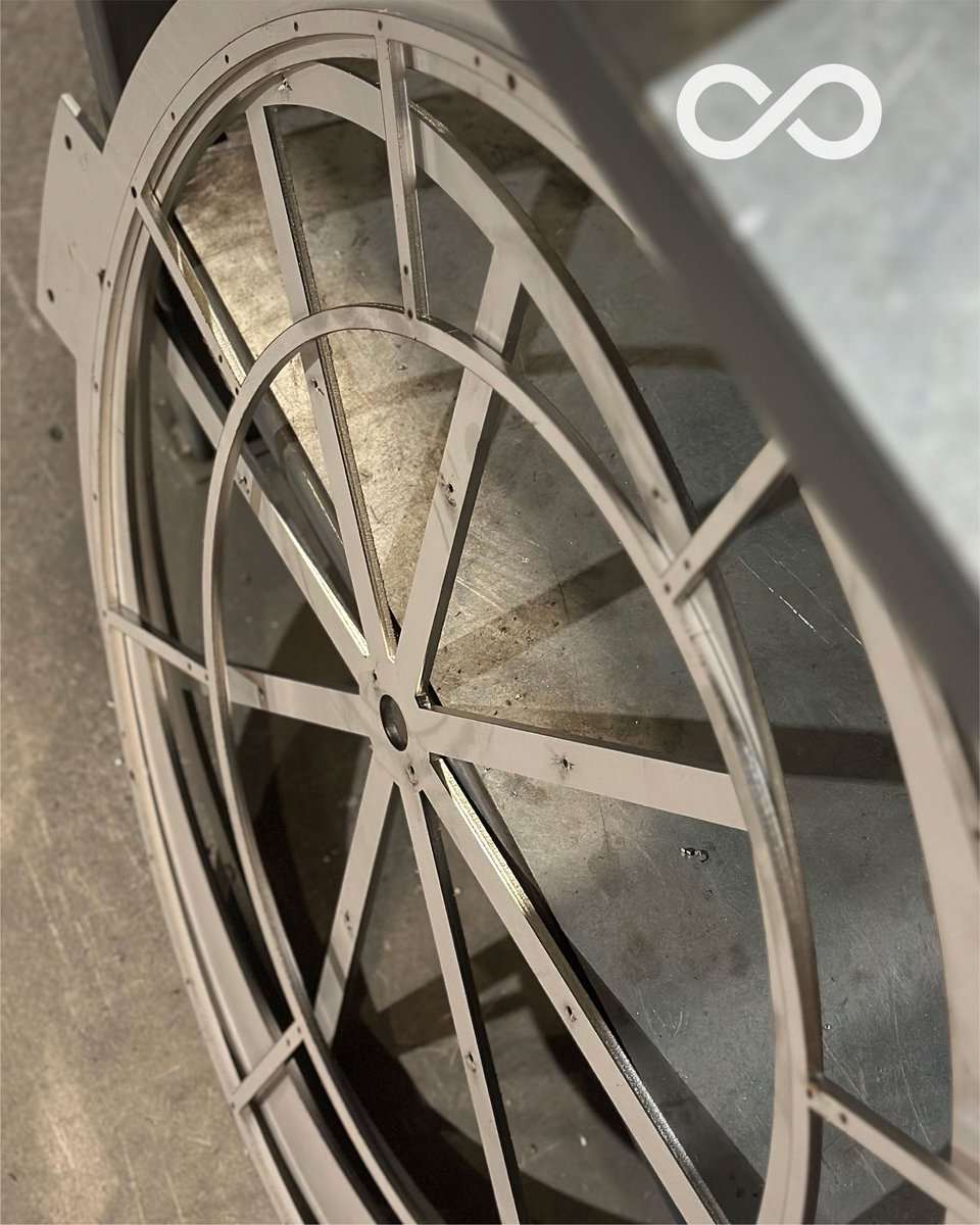 LaserBoost - Corte Láser en Metal tweet media