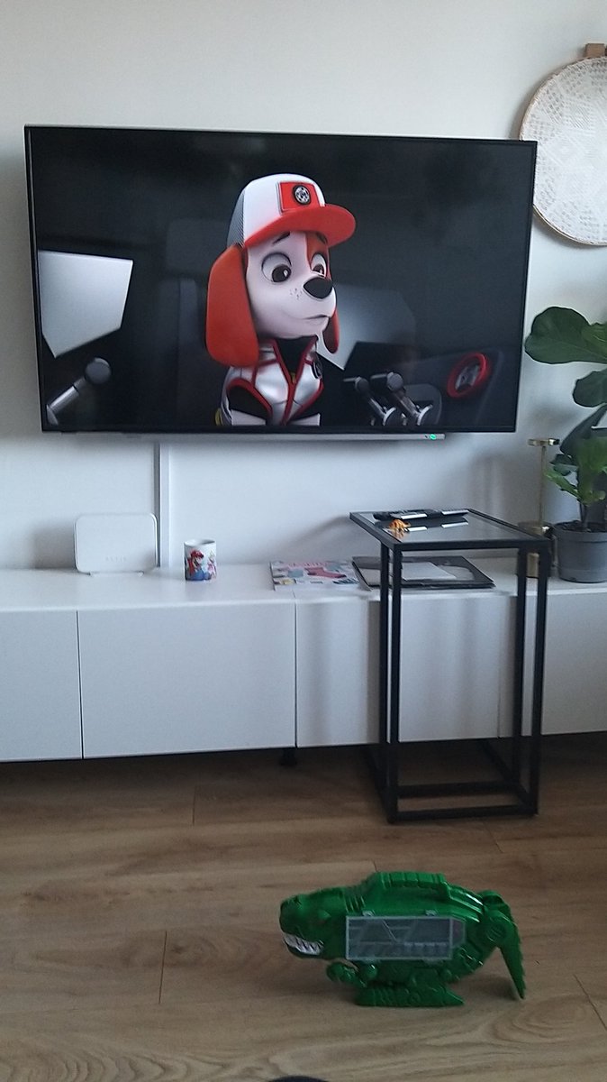 Nie mam żadnej  tv, ale za to mam streamingi. 
Są ferie , mamy wnuki na pokładzie i właśnie takie oooo.