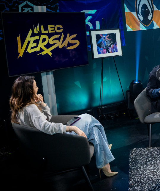 DShyKnock's tweet photo. It's LCS and LEC Overreaction time ahead of Playoffs with #IDontWantToOverreactBUT
Reply with a video take up to 90 seconds long with your overreactions on anything related to the two leagues and I'll get to as many as I can tonight!
Will be filming around 7pm EST later today https://t.co/6NOrlUnVIq