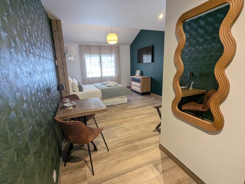 👀Hébergements touristiques : les nouvelles tendances.

Le Haut-Doubs reste la destination phare du département. En cette période de vacances d’hiver, quelle est la nouvelle tendance en matière d’hébergements touristiques ? 
Visite guidée de quelques pépites dans le #LPP313