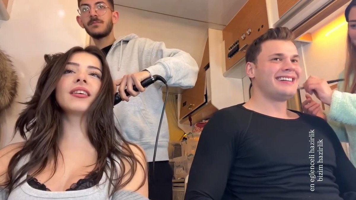 Yeni neslin en seksi oyuncularından Ecem Öz 🔥