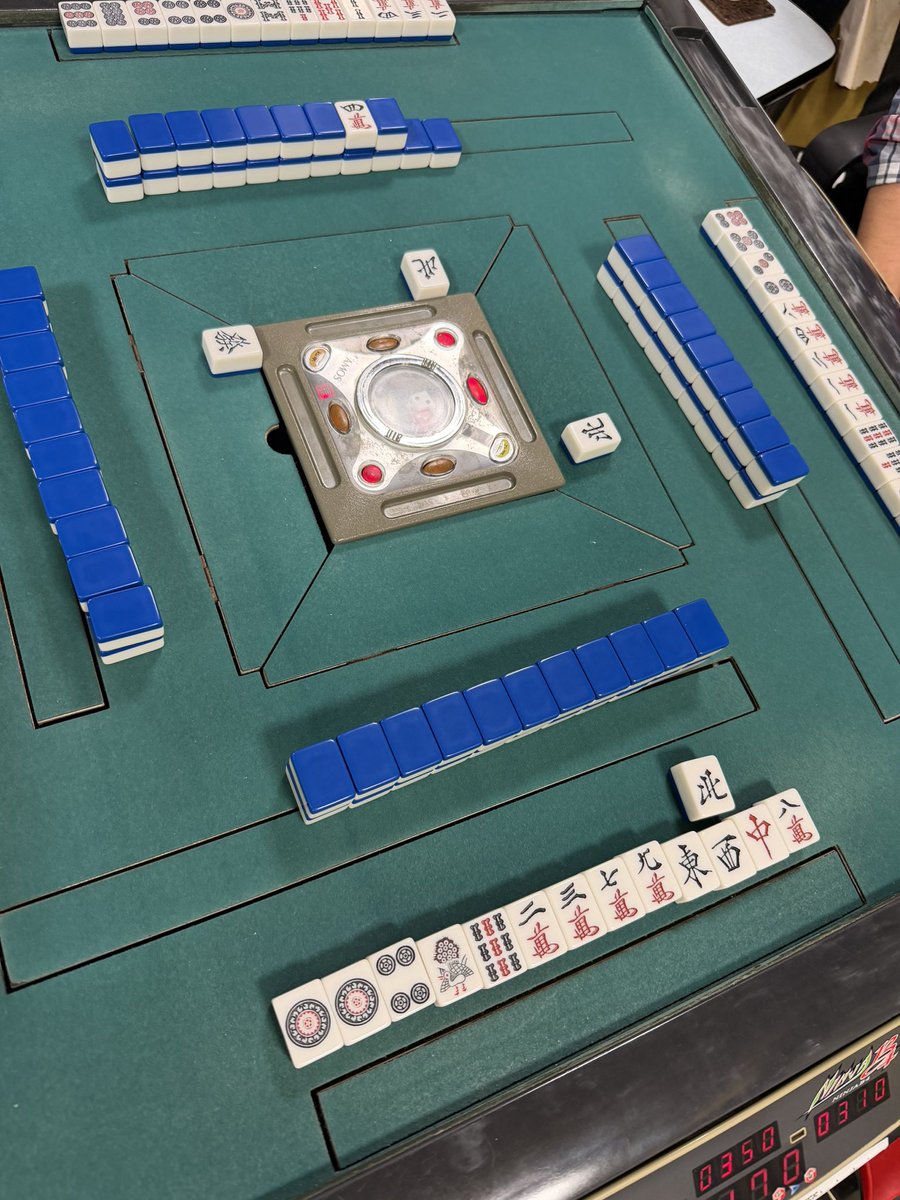 あーラブスマっぽい卓だなーって感じた方は挙手してー🙋