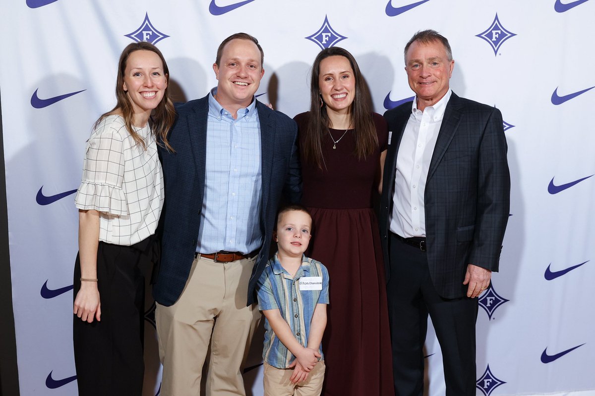 Furman Volleyball tweet media
