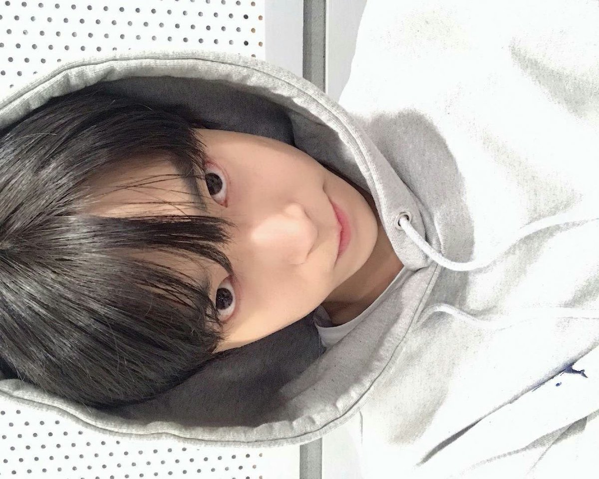 urmyspacee's tweet image. 