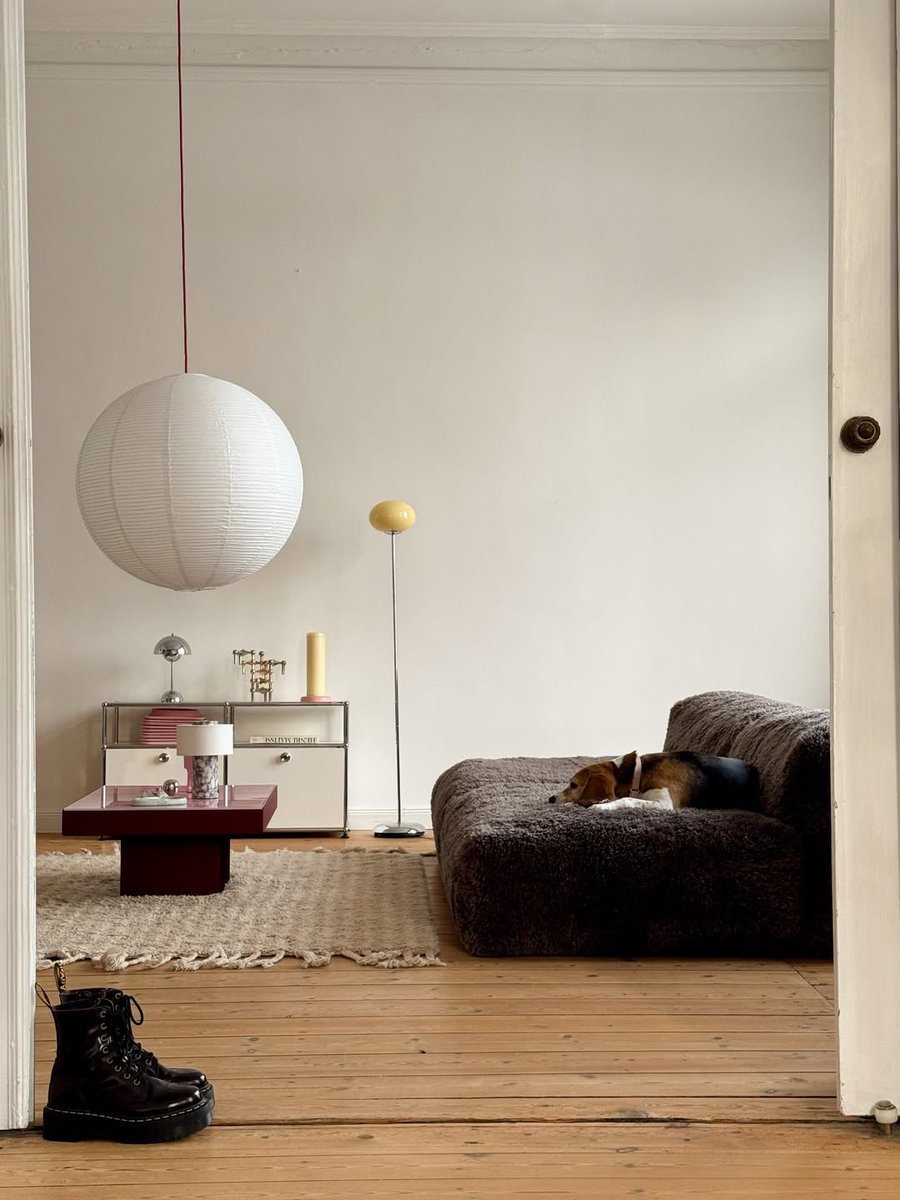interiorsuckerr's tweet photo. https://t.co/sBTxtO0pHH