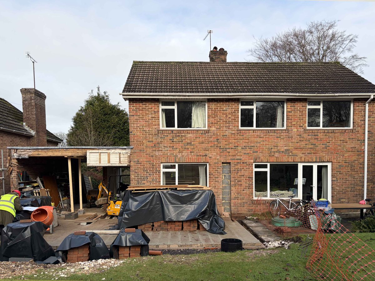 LA Hally Architect tweet media