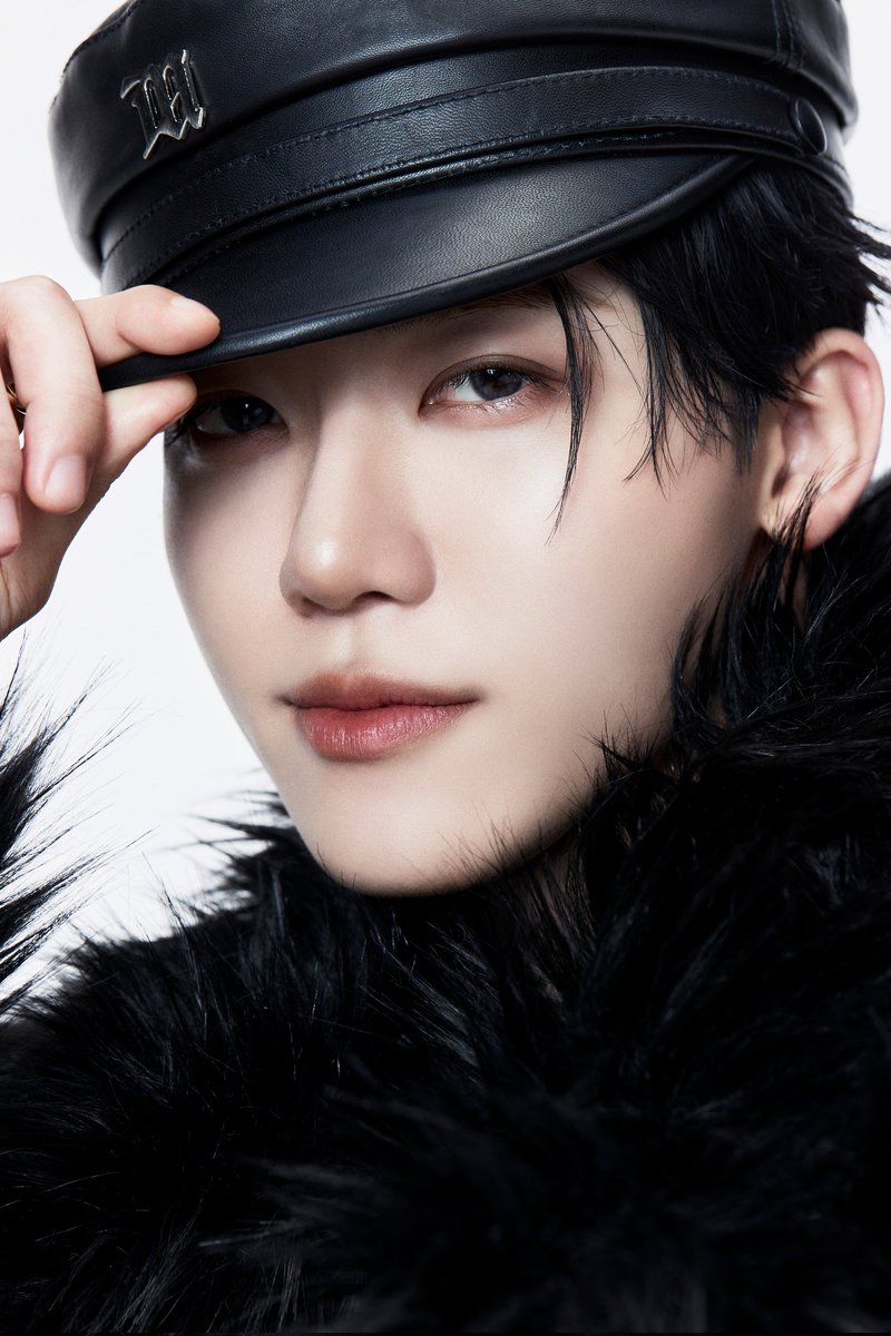 sir                           vs                  madam