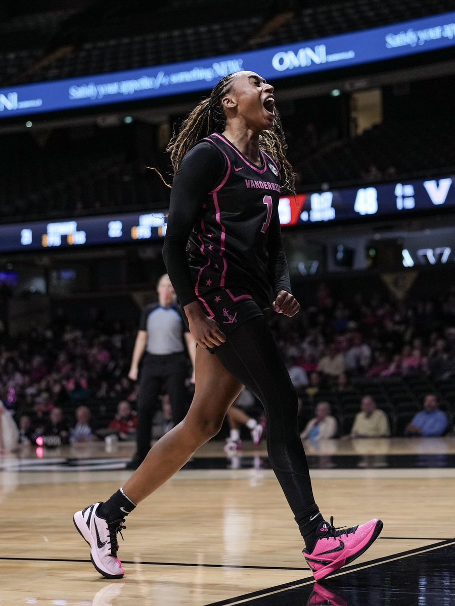 Woke up this morning with a new NCAA leading scorer.

Mikayla Blakes - 25.9 points per game