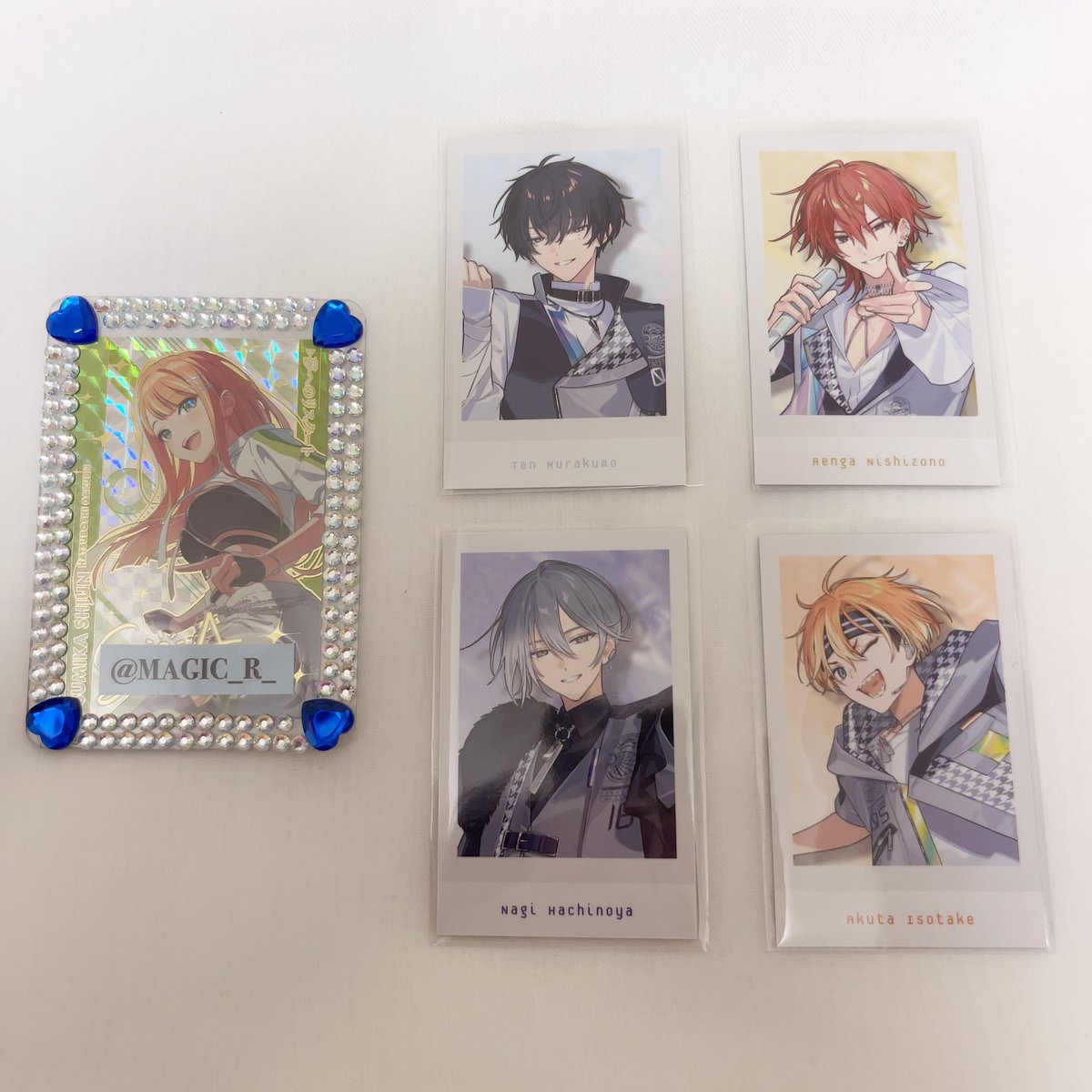 Magic_R_'s tweet photo. 【 交換 】18TRIP エイトリ おもライ おもてなしライブ 購入特典 チェキ風カード

譲￤*練牙 *添 あく太 *凪

求￤雪風

郵送又はおもライ22日お手渡し
*はまとめての方優先です
お気軽にどうぞ🙇🏻‍♀️ https://t.co/5uUicL1ElY
