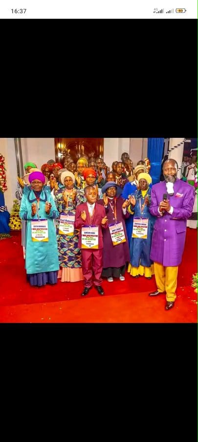 RandigaPius's tweet photo. And they come back to testify of the wondrous works of the Blood of sacrifice over their lives,"come and see the man who made me well" His name is Jesus Christ.
What the Lord has done in our midst is irrefutable, undeniable and vivid amongst us. 
#HIVCureIsJesus https://t.co/E1fNSfGbPz