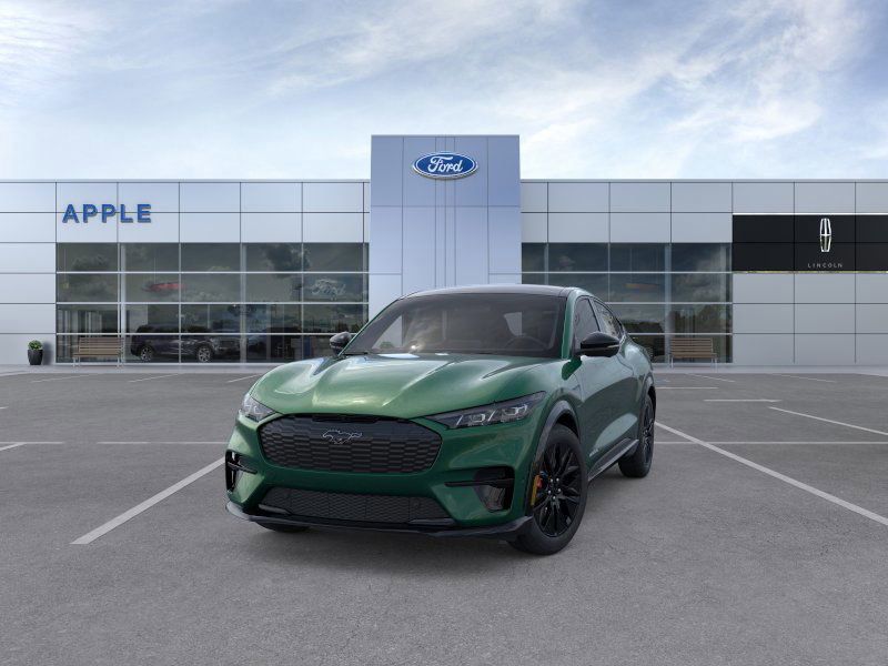 Apple Ford tweet media