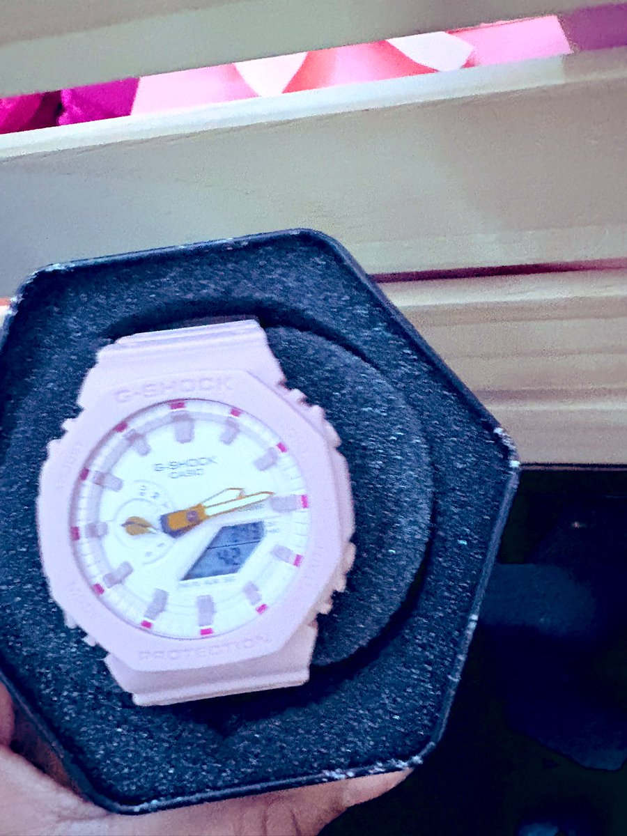 kimoraakinayaa's tweet image. Valentines is so 💕🌸💓💗💖💐🌷