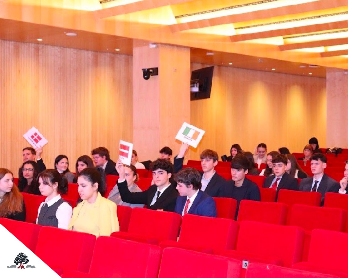 Colegio Juan de Lanuza tweet media